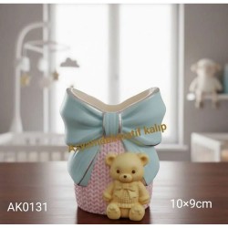 AK0131 Ayıcık Detaylı Örgülü Fiyonklu Saksı Silikon Kalıbı