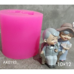 AK0193 Yaşlı Çift Şapkalı Yelpazeli Kadın Silikon Kalıbı