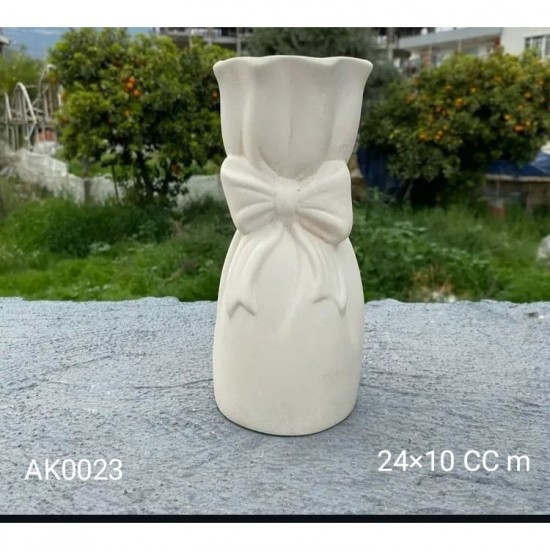 AK0023 Fiyonklu Vazo Silikon Kalıp