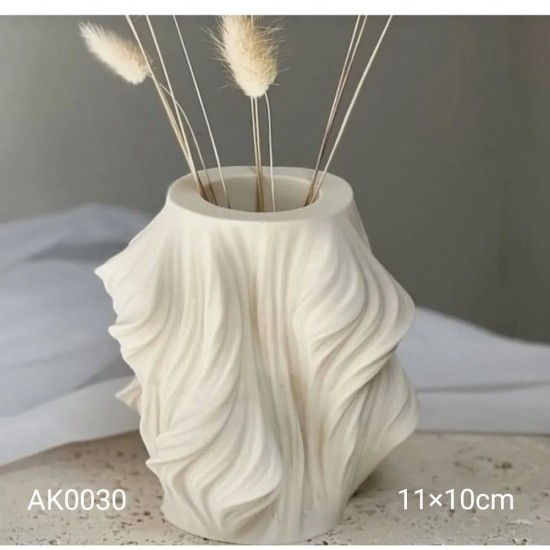 AK0030 Dalgalı Hayalet Vazo Silikon Kalıp